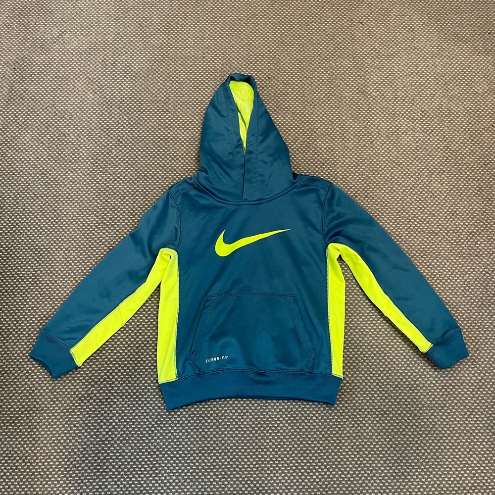 Nike Therma-Fit Sweatshirt